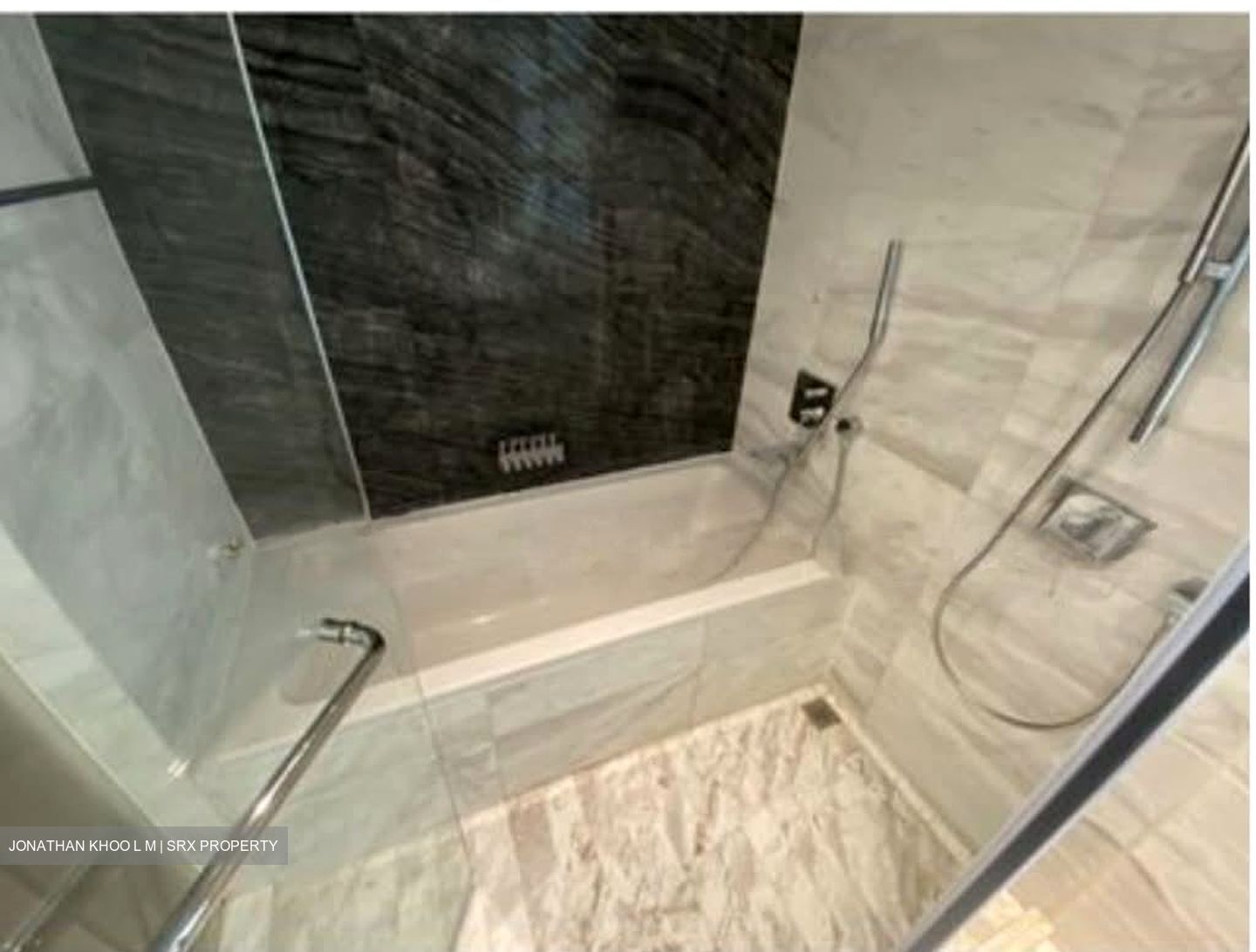 The Sound (D15), Condominium #585457511